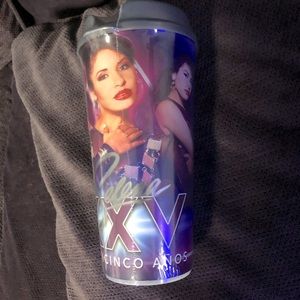 Selena cups